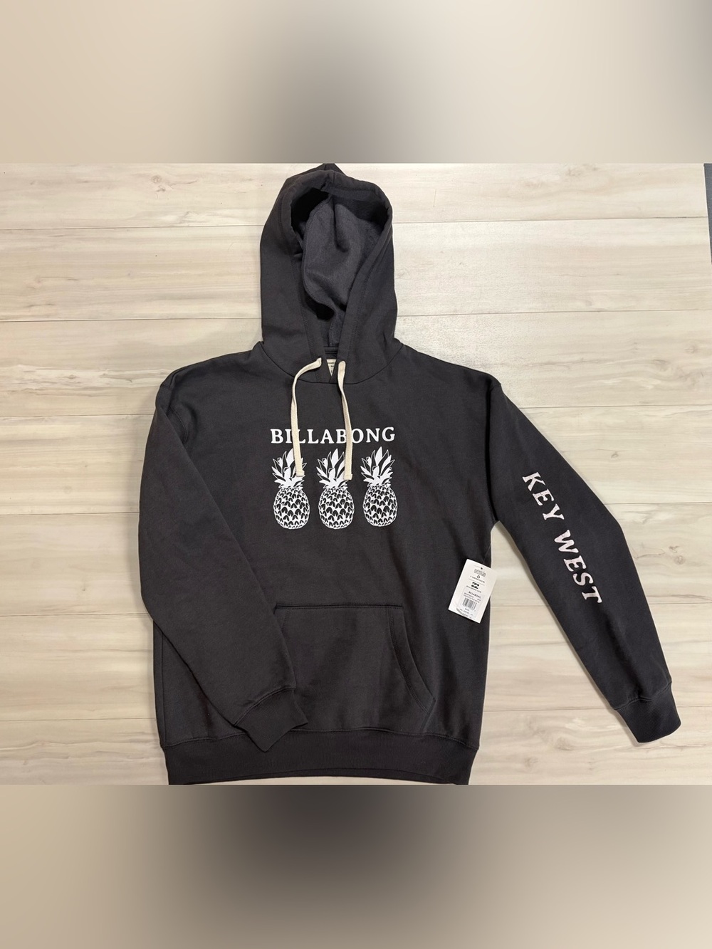 Billabong Women’s Vintage Black Pineapple Hoodie - size medium